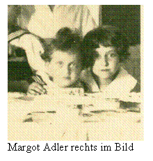 Textfeld:  
Margot Adler rechts im Bild









